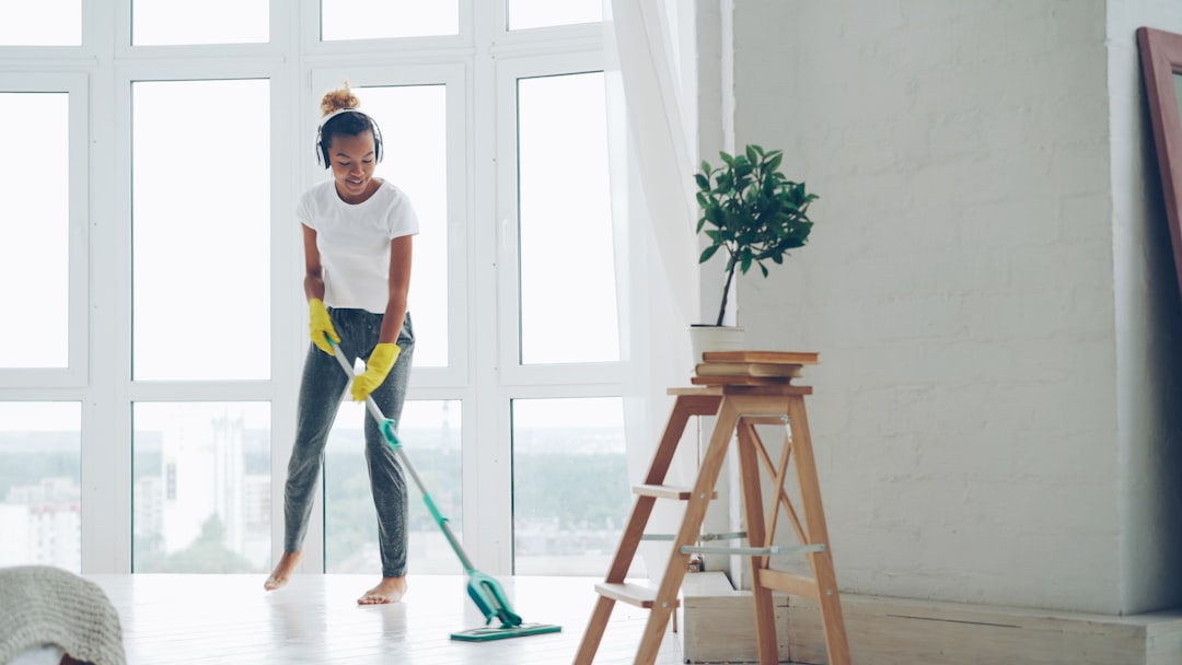 daytime janitorial service